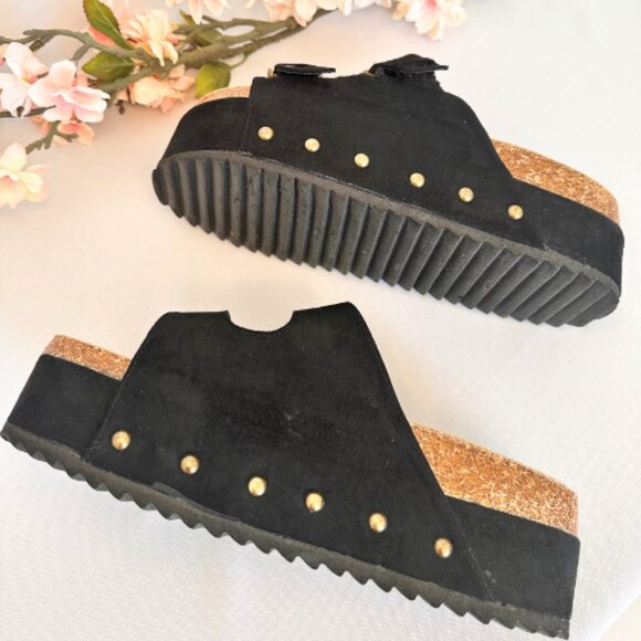 Black Platform Large Buckle Sandals, Size 9 - Picture 14 of 16